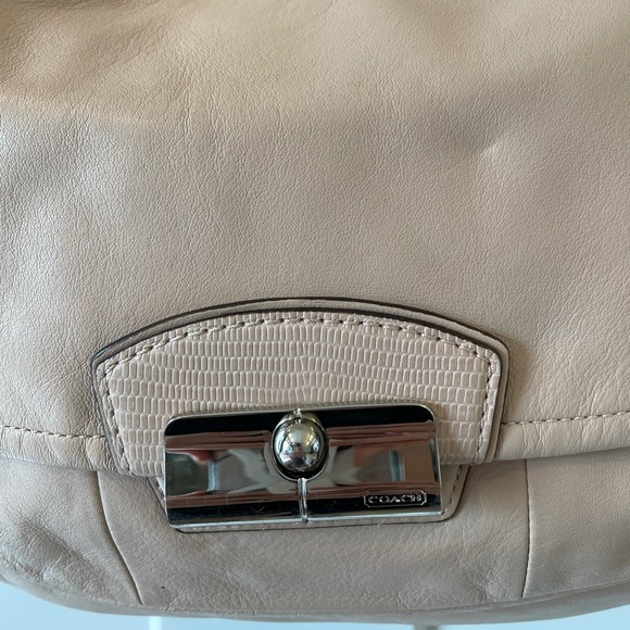 Coach Blush Pink Hobo Purse - Picture 2 of 11